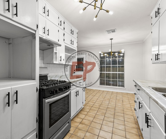 Photo - 401 Carver Ave