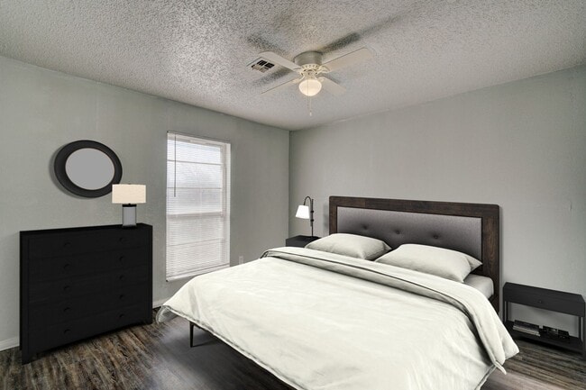 Photo - 3 bed 1 bath in Moore!