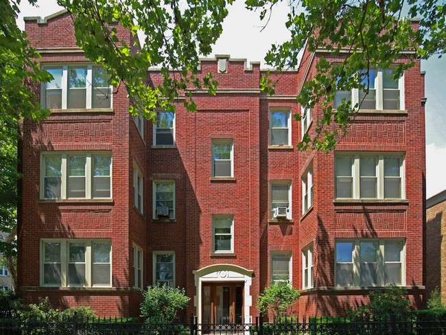 Photo - 7434 N. Artesian Ave.