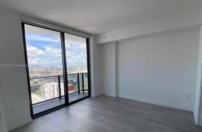 Photo - 55 SW 9th St