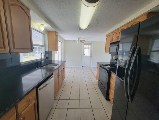 Photo - 22353 Buffalo Ave