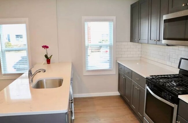 Photo - 28 Morgan Ave Unidad 1