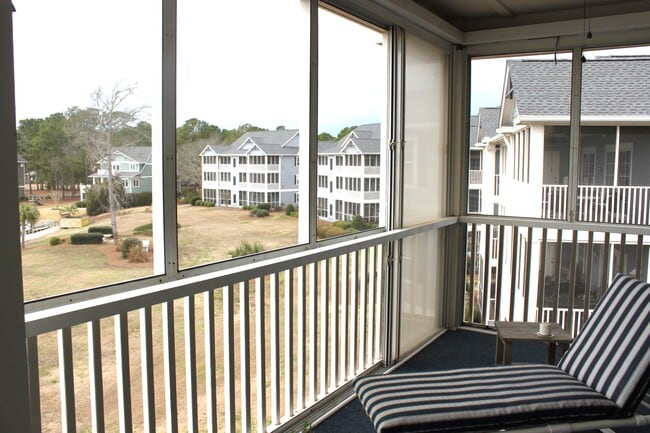 Photo - 2555 St James Dr SE Unit 506