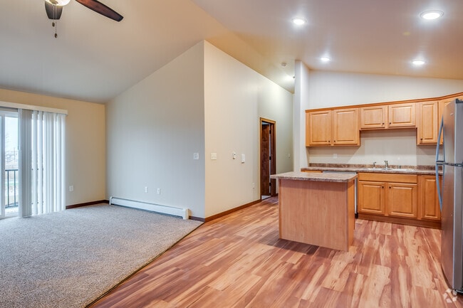 2BR, 2BA - 1,150SF - Kitchen