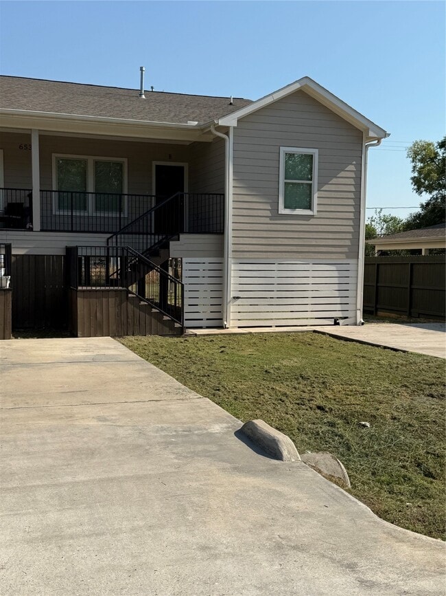 Photo - 6539 Crestford Ln