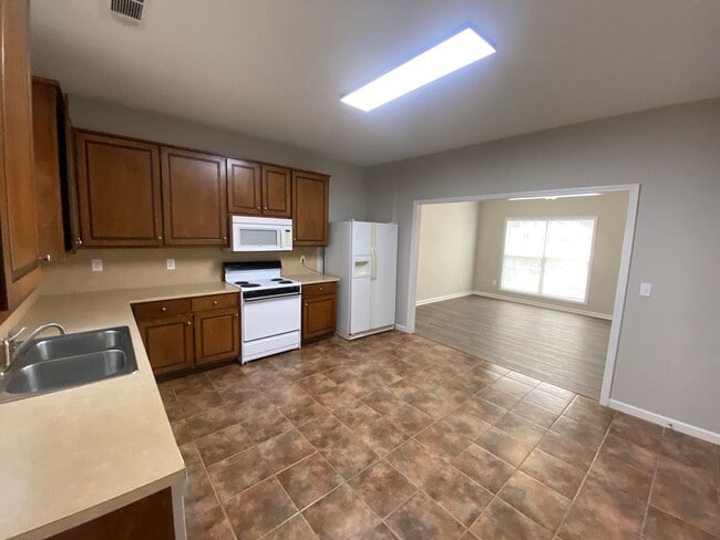 Photo - 2316 Summerville Rd Unit 2316 Summerville Road B