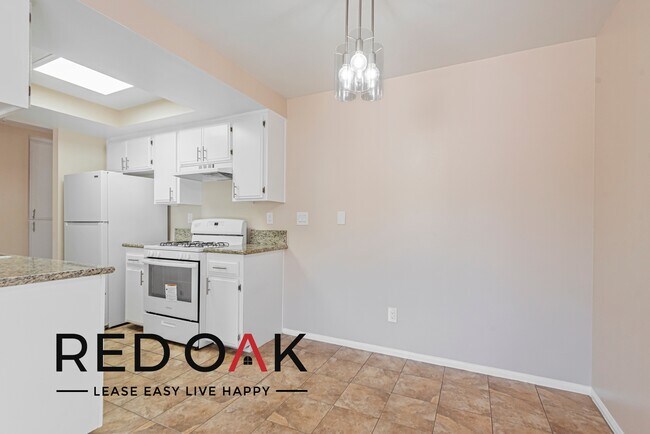 Photo - 2 Weeks Free + Low Deposit! Large Two Bedr... Unit 7