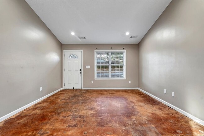 Photo - 4 Bed / 2 Bath Home – Jonesboro School District