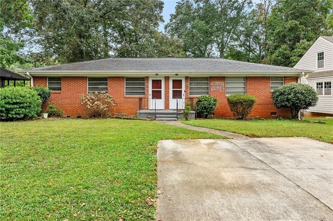 Building Photo - 606 Sycamore Dr