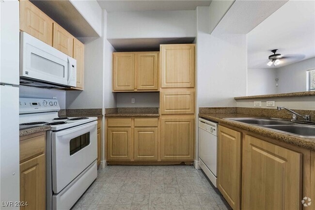 Building Photo - 8000 W Badura Ave Unit 1133 Rental