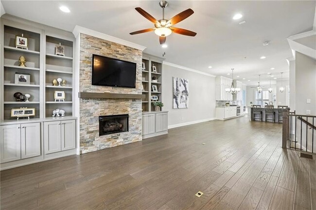 Photo - 355 Cricket Ln