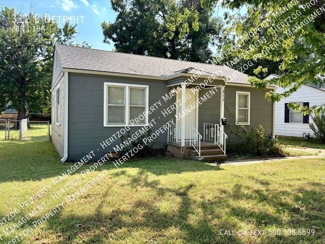 Building Photo - 312 E Detroit-