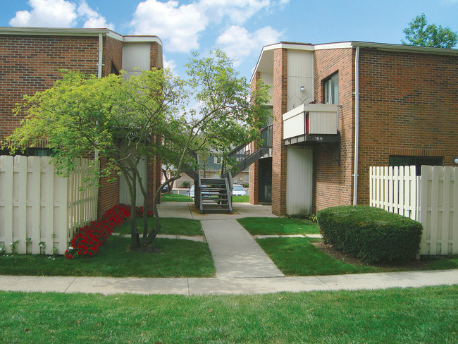 Stratford Town Apartments - Stratford Town Apartments