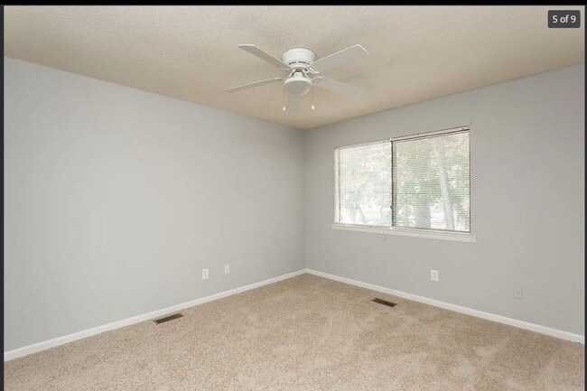 Photo - 4717 Walden Pond Dr Unit A