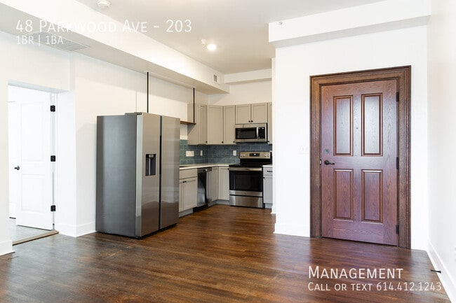 Building Photo - 48 Parkwood Ave Unit 203