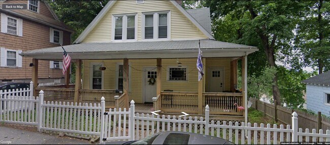 Photo - 23 Uxbridge St House