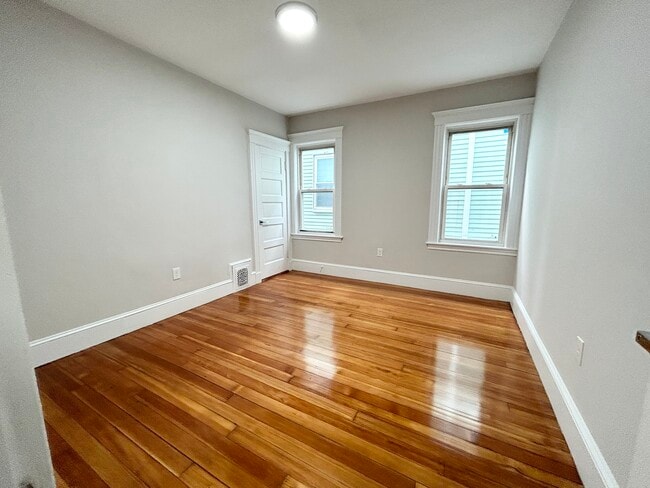 Photo - 21 Sudan St Unidad 2T