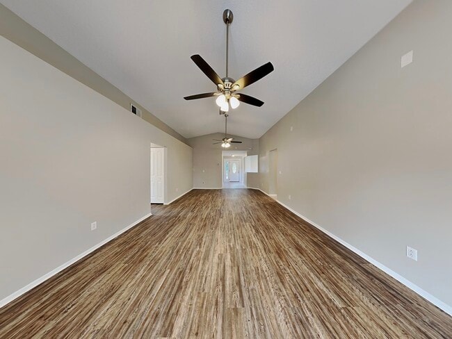 Photo - 1408 Sugarberry Ln