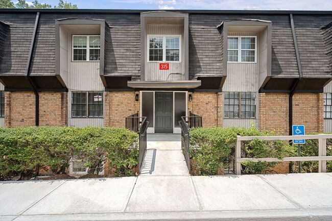 Photo - 315 Winding River Dr Condo
