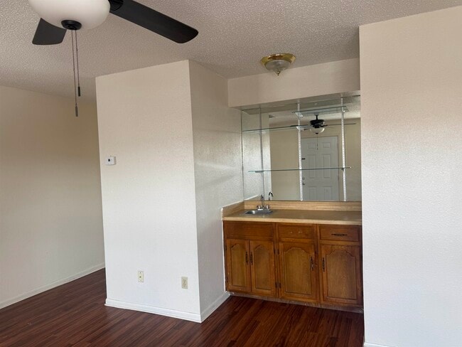 Photo - 4902 Marcella Ave Unit 94