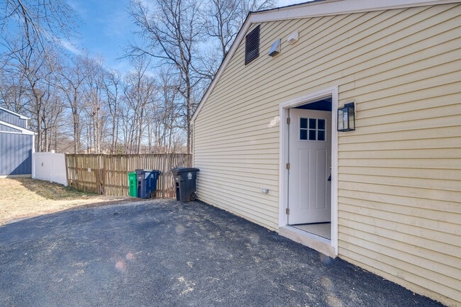 Photo - 500 Shelfar Pl Unit ID1386133P