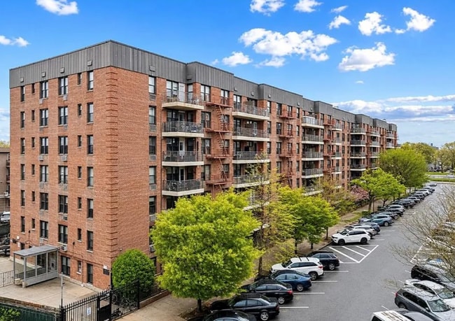 Building Photo - 2800 Coyle St Unit 2800 Coyle St - 611