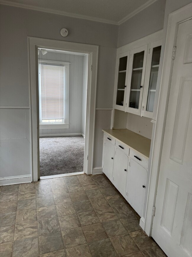 Photo - 113 E Merrick St