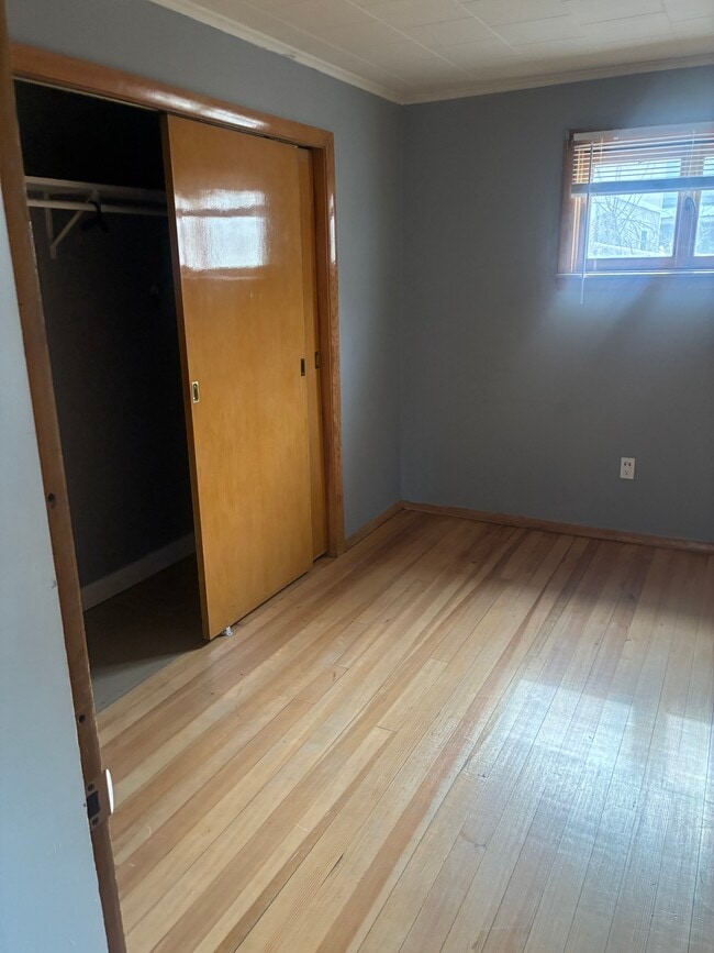Photo - 127 Sixth St