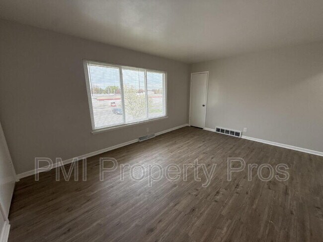 7701 W Hampton Ave Unit 7
