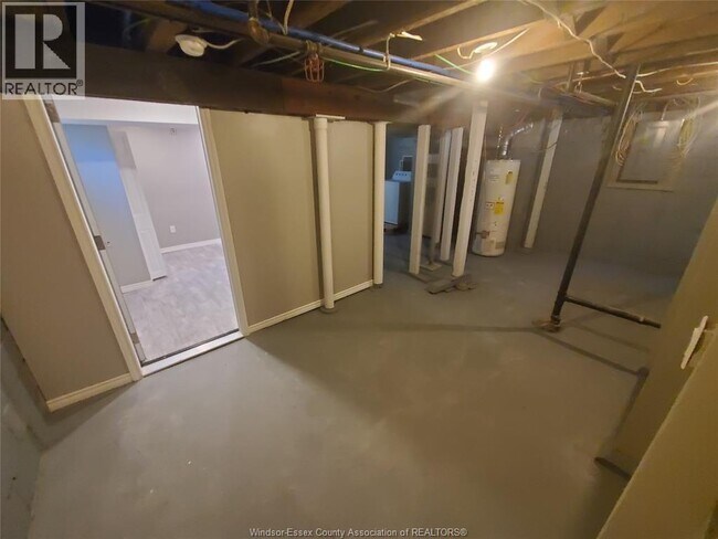 Photo - 679 Piche St