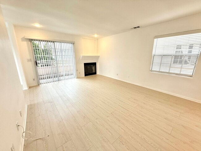 Photo - Cozy Renovated Townhome in Gardena!