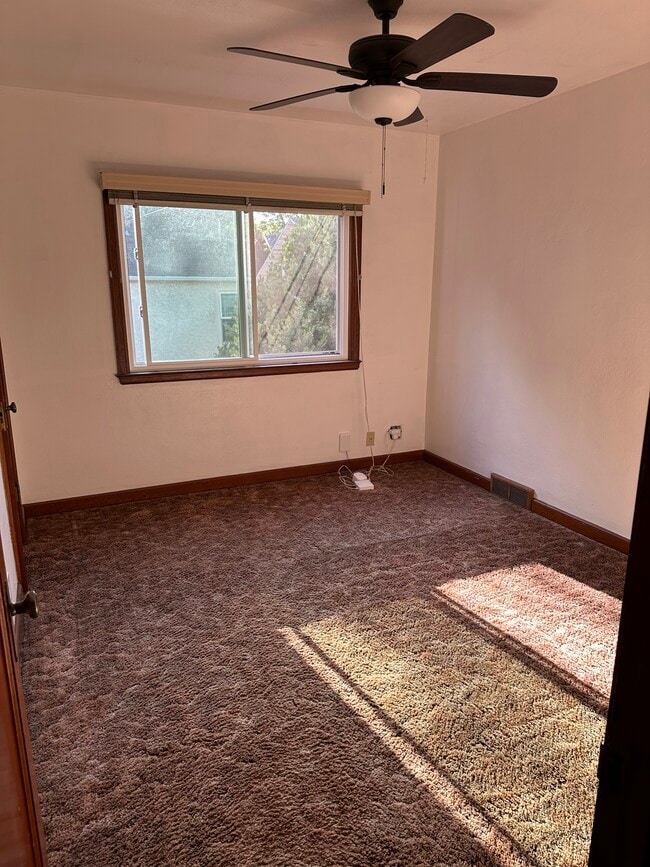 Photo - 820 S 10th St