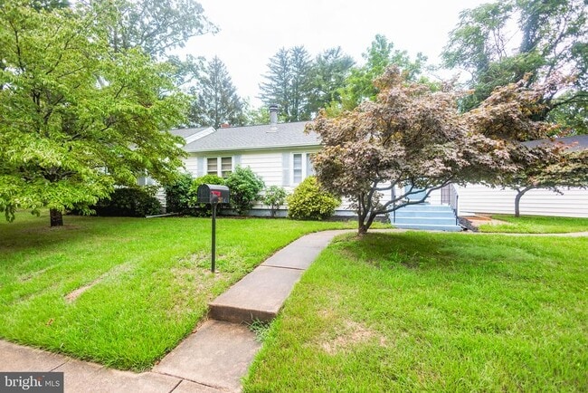 Building Photo - 203 Girard Rd N Rental
