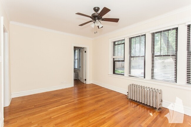 Photo - 2175 W Giddings St Unidad 1