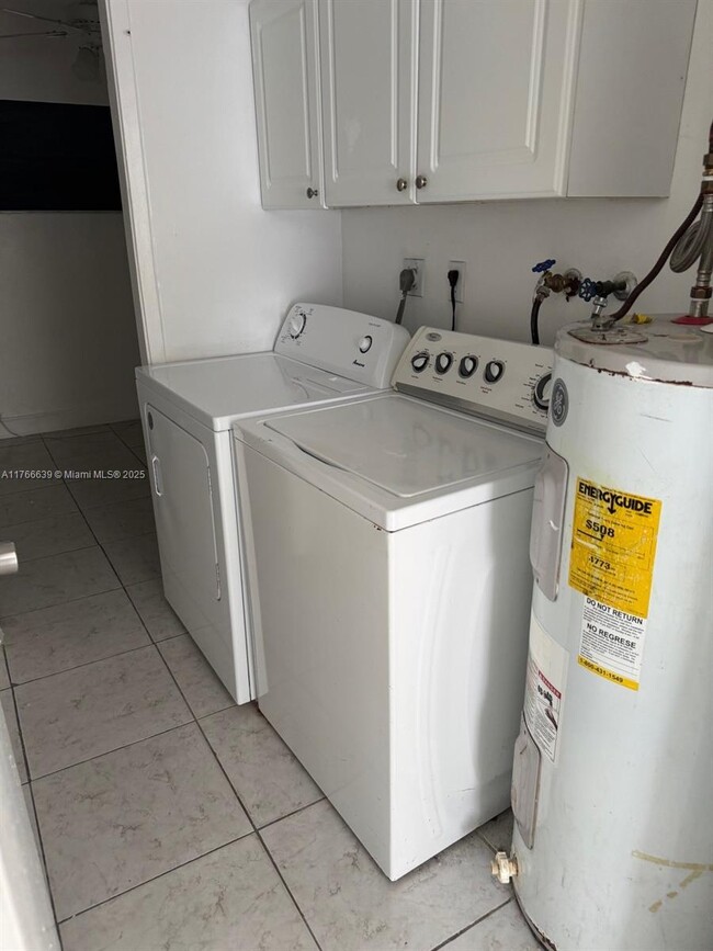 Photo - 7400 NW 16th St Apartment Unit 7404