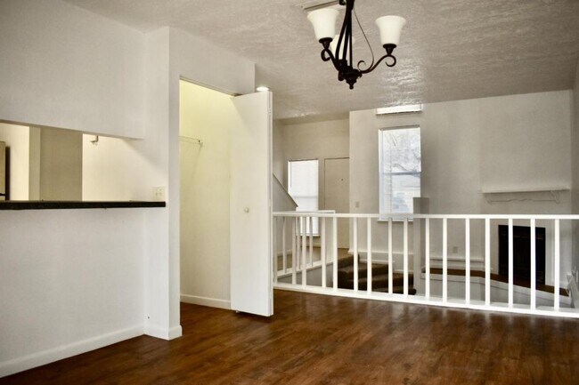 Photo - 5252 SW 21st Pl