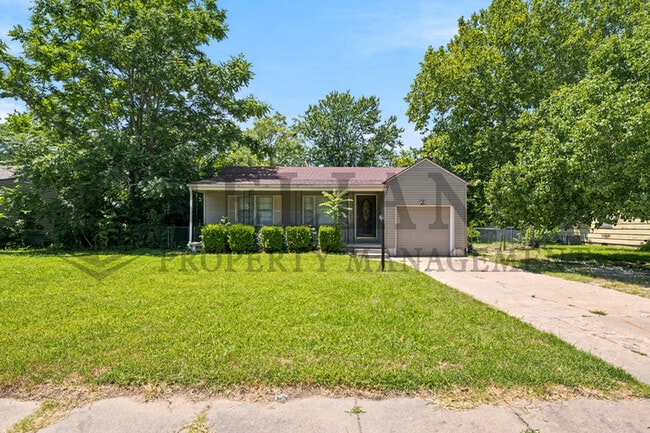 Photo - 2917 S Walnut St