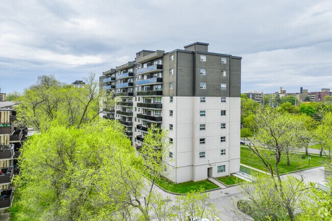 Photo - 1 Rosemount Drive