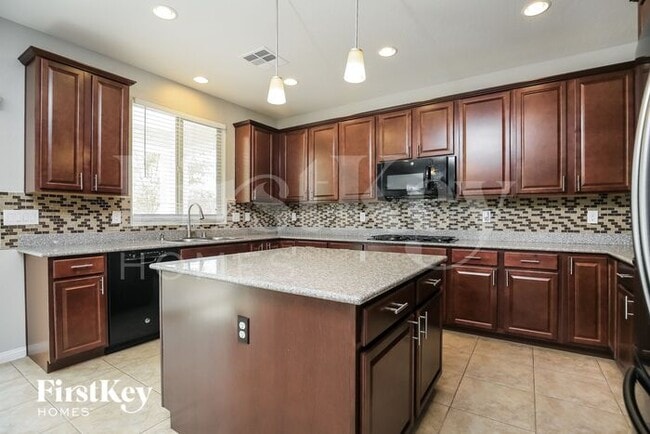 Photo - 7885 Cactoid Ct