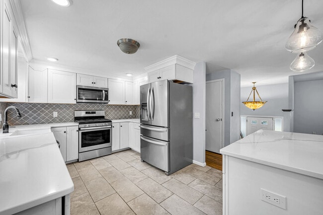 Photo - 141 Cedar Rd