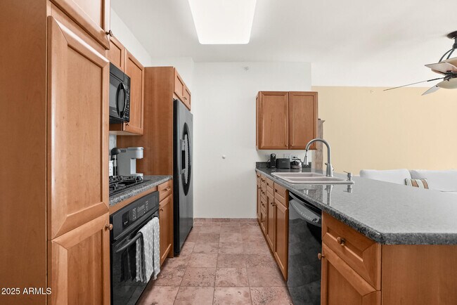 Photo - 4808 N 24th St Unit 523