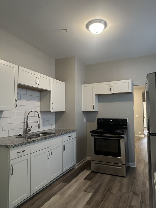 Photo - 482 E Markison Ave Unidad 480 E. Markison Avenue