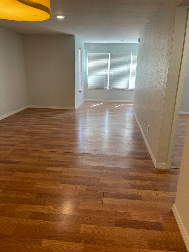 Photo - 5160 Conroy Rd Unit 1425