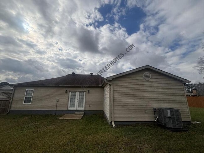 Photo - 12 Timberside Cove