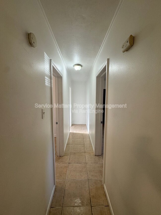 Photo - 714 N 48th Ave Unit 3