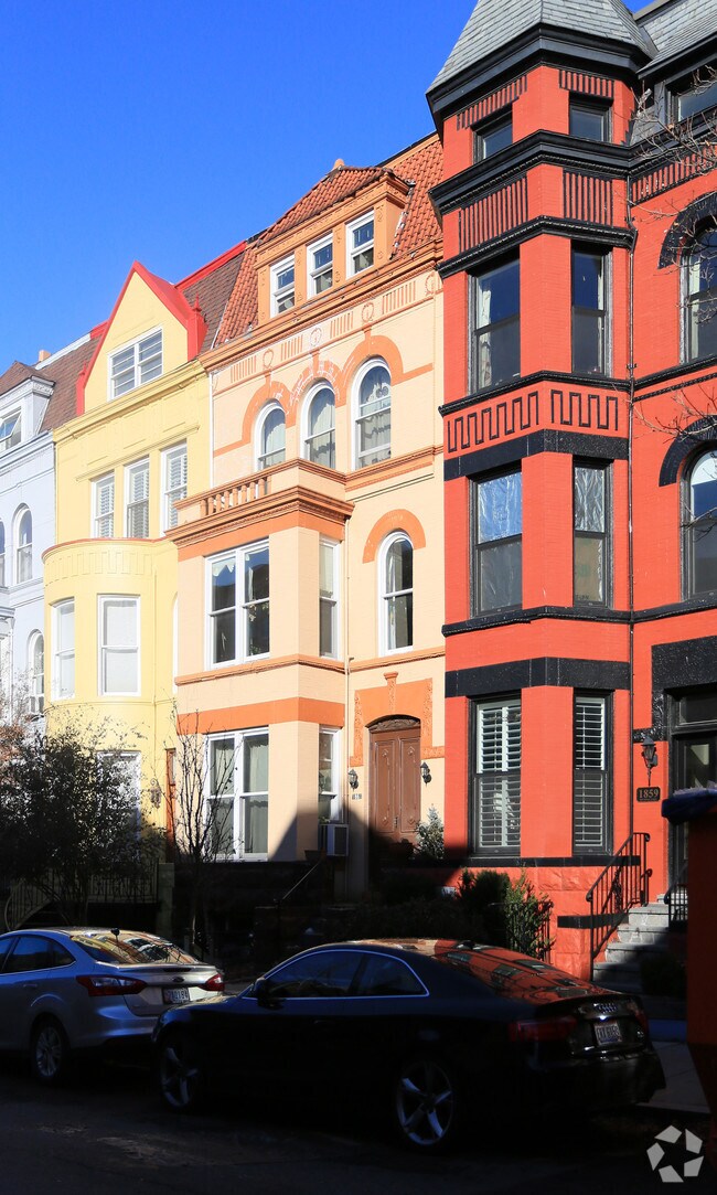 Row house view