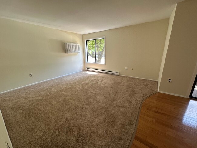 Photo - 167 Amberly Dr Unit A