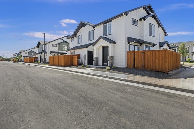 Alante Homes at Lake Hazel