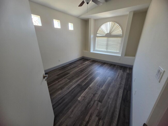 Photo - 10617 W Coronado Rd