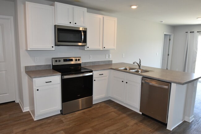 Photo - 1712 Fox Trace Cir